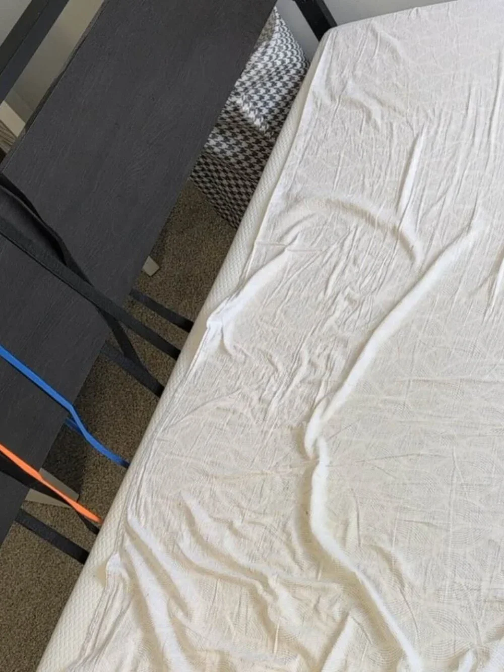 bed frame+mattress